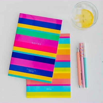 Изготовленная на заказ тетрадь спирали печатая блокнот Kawaii Kraft неподвижный